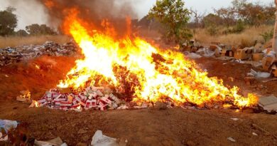 Produits de la contrebande brûlés à Koupéla