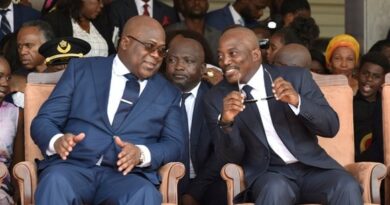 le Président Félix Tshisekedi accuse l’ex-dirigeant Kabila de préparer une insurrection contre le pays