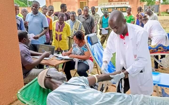 Santé: des centaines de poches de sang collectées chez des VDP de Zorgho