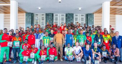 Tour cycliste Faso, le Président IbrahimTraoré salue l’amitié et la fraternité des pays participants.